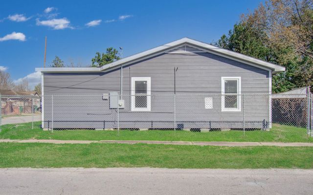 3802 Ranch Street, Houston, TX 77026