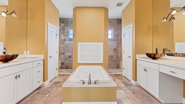 13653 HERITAGE WAY, Sarasota, FL 34240