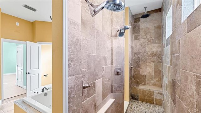 13653 HERITAGE WAY, Sarasota, FL 34240