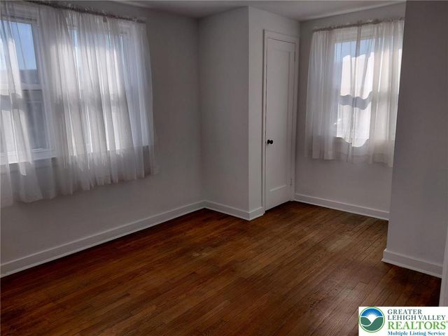 1936 South 6th Street, Allentown City, PA 18103