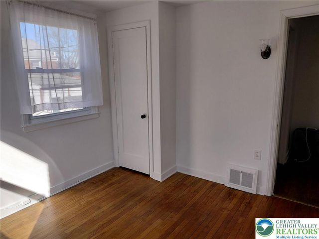 1936 South 6th Street, Allentown City, PA 18103