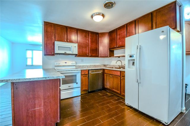 2015 Pennsylvania Drive, Xenia, OH 45385