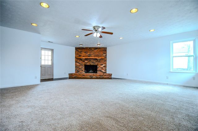 2015 Pennsylvania Drive, Xenia, OH 45385