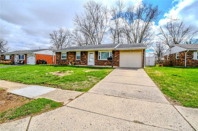 2015 Pennsylvania Drive, Xenia, OH 45385