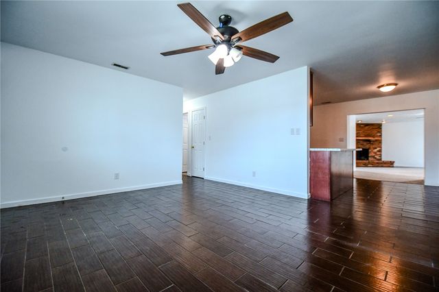 2015 Pennsylvania Drive, Xenia, OH 45385