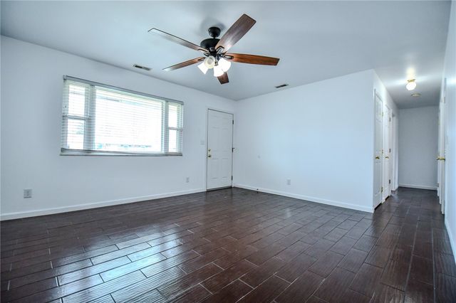 2015 Pennsylvania Drive, Xenia, OH 45385