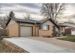 7796 W Mexico Pl, Lakewood, CO 80232