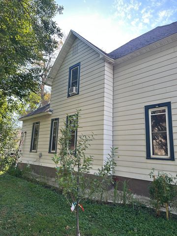 821 Madison Avenue, Albert Lea, MN 56007