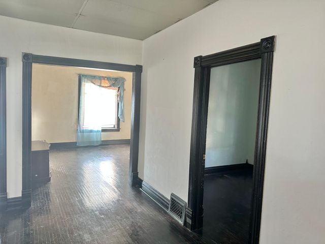 821 Madison Avenue, Albert Lea, MN 56007