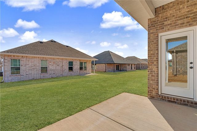 240 Ryker Ridge, Centerton, AR 72719