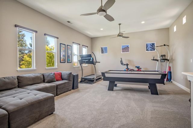 3770 Serena Avenue, Clovis, CA 93619