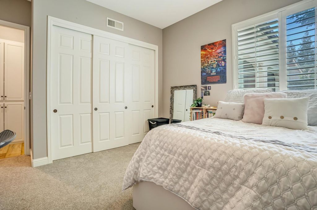 Image 23 of property listing at 3770 Serena Avenue, Clovis, CA 93619