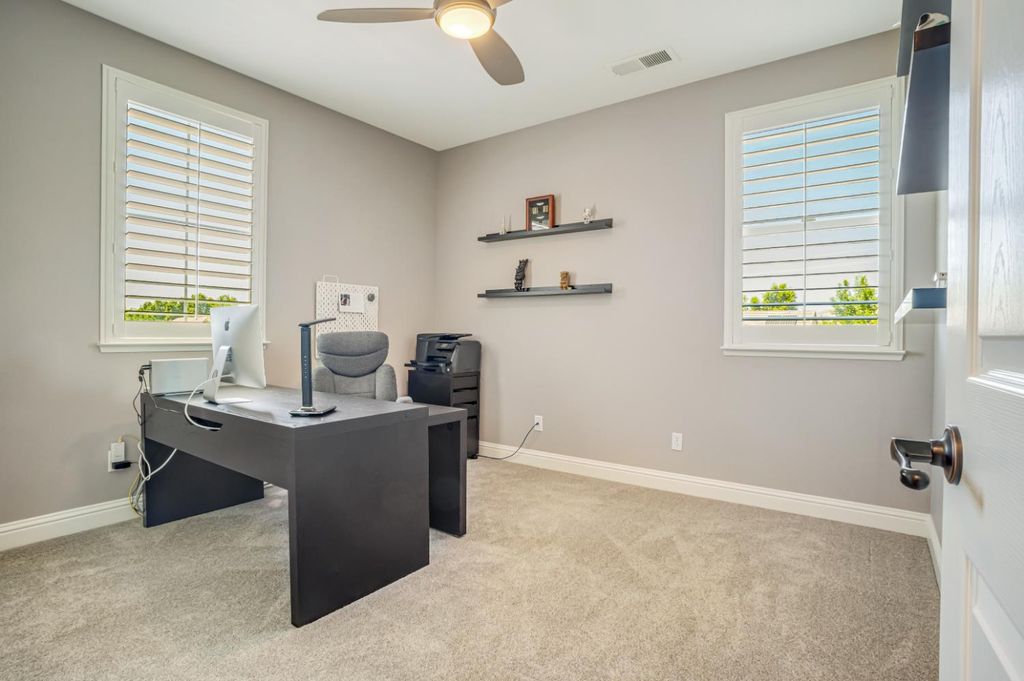 Image 29 of property listing at 3770 Serena Avenue, Clovis, CA 93619