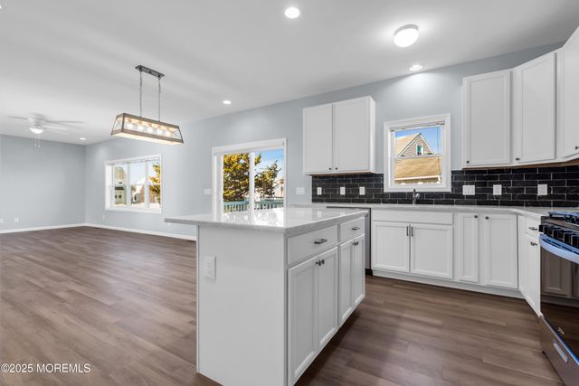 80 Bay Breeze Drive, Toms River, NJ 08753