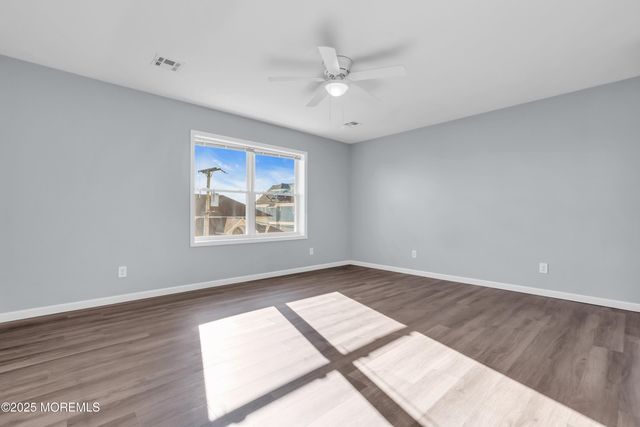 80 Bay Breeze Drive, Toms River, NJ 08753