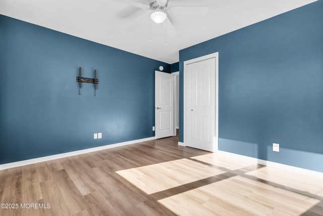 80 Bay Breeze Drive, Toms River, NJ 08753