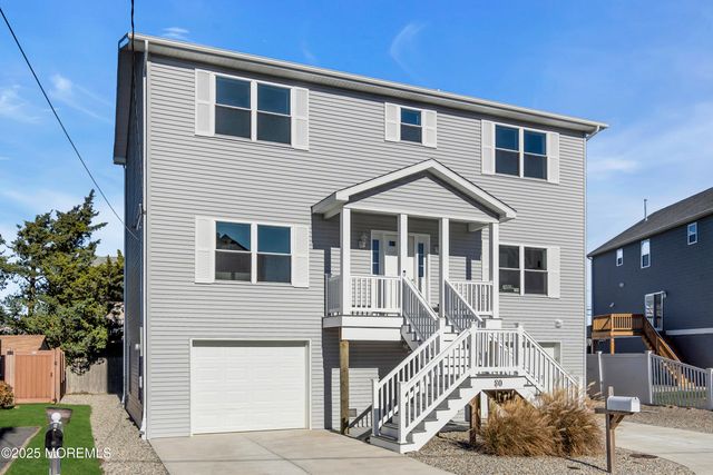 80 Bay Breeze Drive, Toms River, NJ 08753