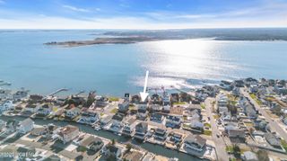 80 Bay Breeze Drive, Toms River, NJ 08753