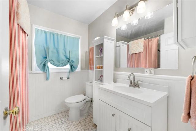 1335 W Ivyton, Lancaster, CA 93534