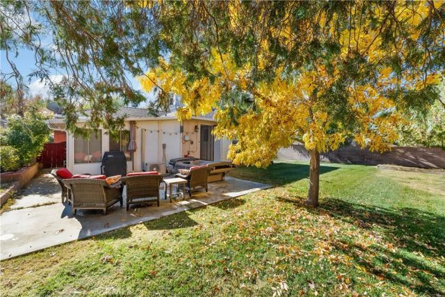 1335 W Ivyton, Lancaster, CA 93534
