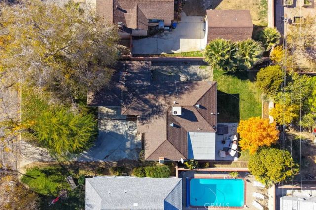 1335 W Ivyton, Lancaster, CA 93534