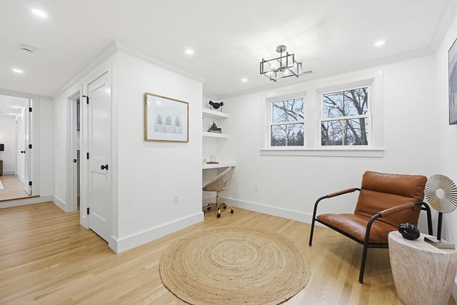 565 Elm St, Concord, MA 01742