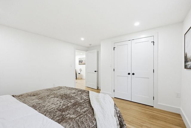 565 Elm St, Concord, MA 01742