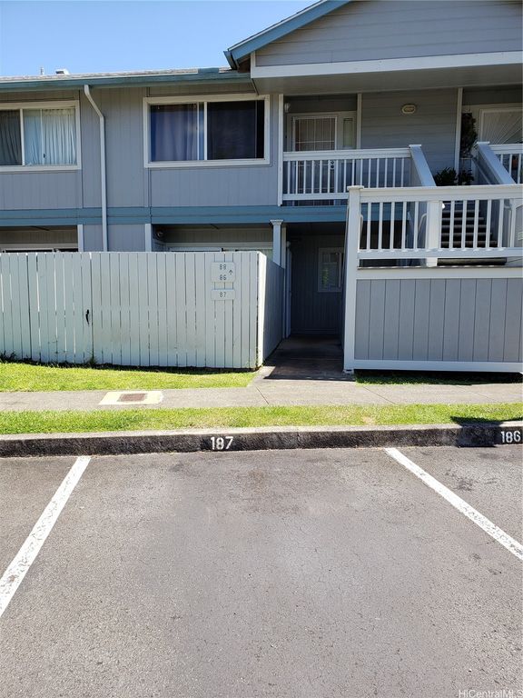 95-1141 Makaikai Street 88, Mililani, HI 96789