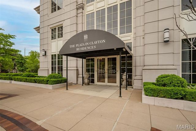 150 Carondelet Plaza 1301, Clayton, MO 63105