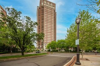 150 Carondelet Plaza 1301, Clayton, MO 63105