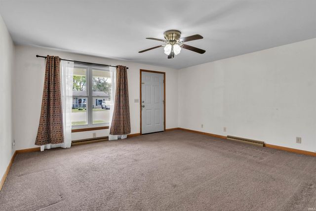 1145 E Water Street, Mount Vernon, IN 47620