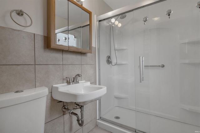 1145 E Water Street, Mount Vernon, IN 47620