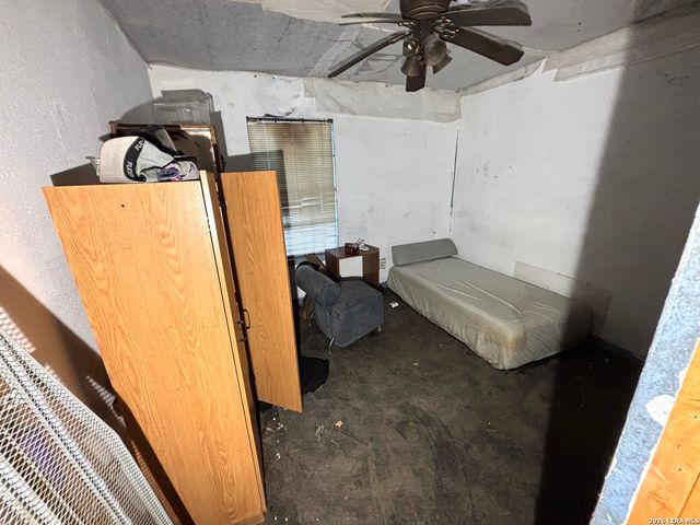 7007 CASTLERIDGE, San Antonio, TX 78227