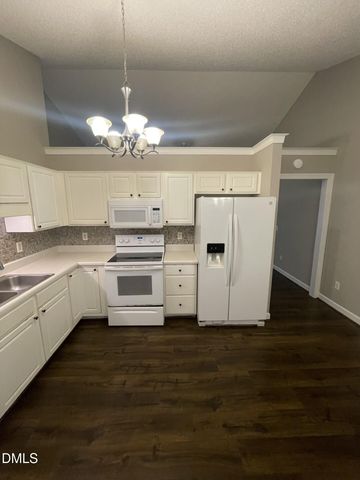 221 Alberbury Commons Court, Wake Forest, NC 27587