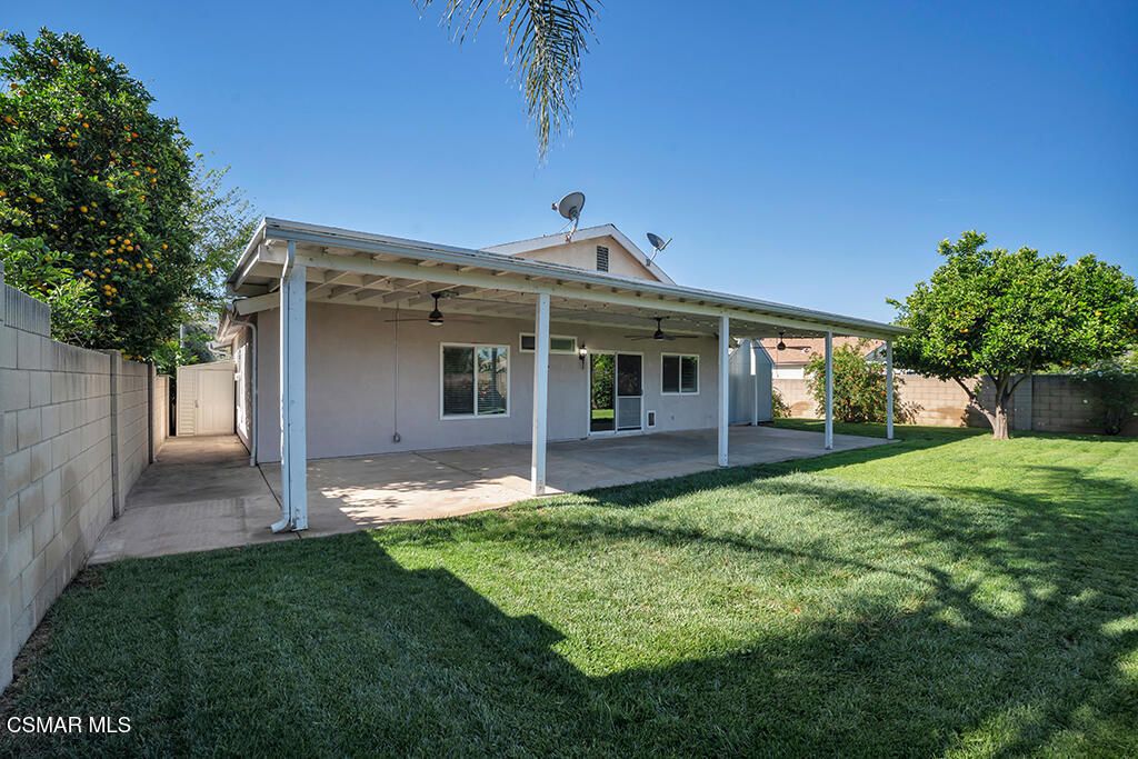 Image 24 of property listing at 2353 Bryson Place, Simi Valley, CA 93065