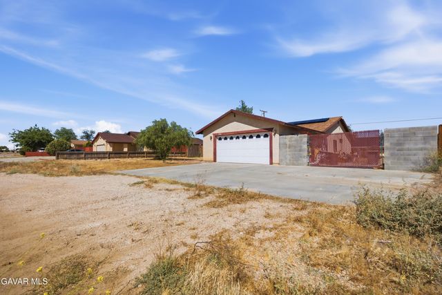 8581 Jacaranda Avenue, California City, CA 93505