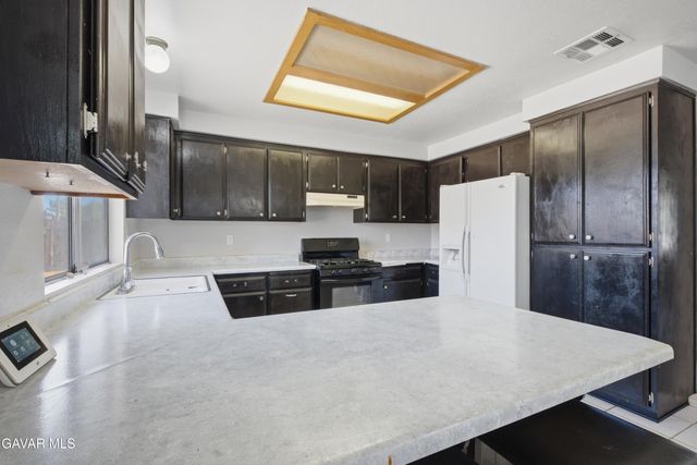 8581 Jacaranda Avenue, California City, CA 93505