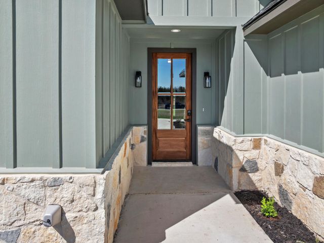1730 County Road 217, Giddings, TX 78942