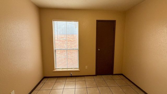 13480 S Thorntree Drive 316, Houston, TX 77015