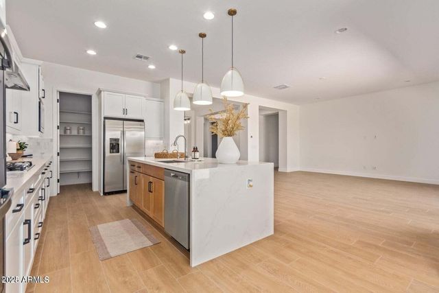 8543 W PALO VERDE Drive, Glendale, AZ 85305