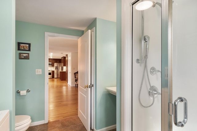 20 Bayberry Rd, Westford, MA 01886