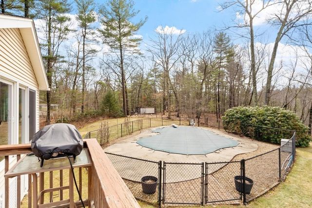 20 Bayberry Rd, Westford, MA 01886