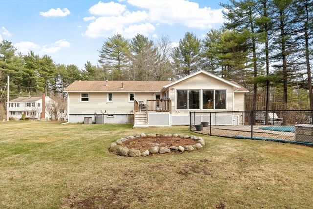 20 Bayberry Rd, Westford, MA 01886