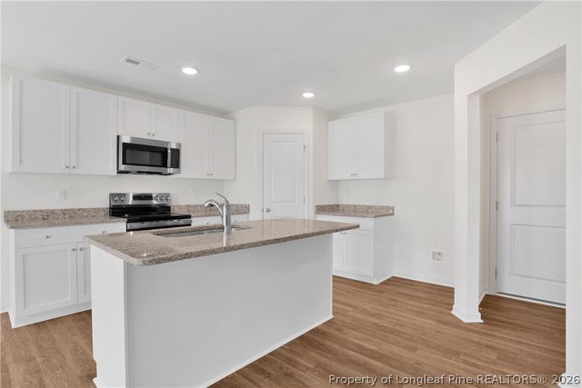 208 Buggy Top Lane, Autryville, NC 28318