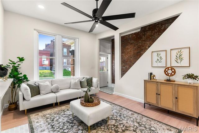 3113 Wyoming Street, St Louis, MO 63118