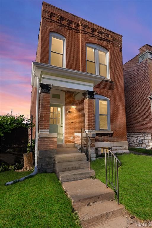 3113 Wyoming Street, St Louis, MO 63118