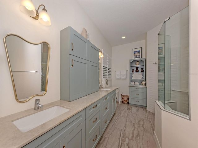 209 RIO TERRA, Venice, FL 34285