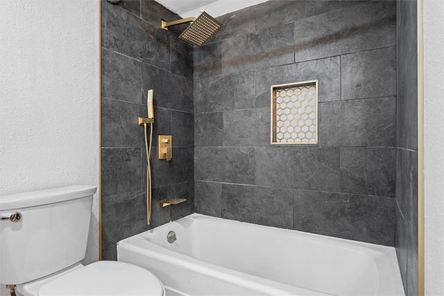 2014 Warnford Place, Arlington, TX 76015