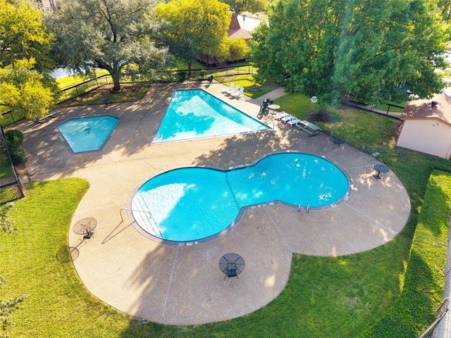 2014 Warnford Place, Arlington, TX 76015