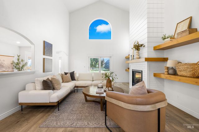 1197 N Cove Colony Way, Eagle, ID 83616